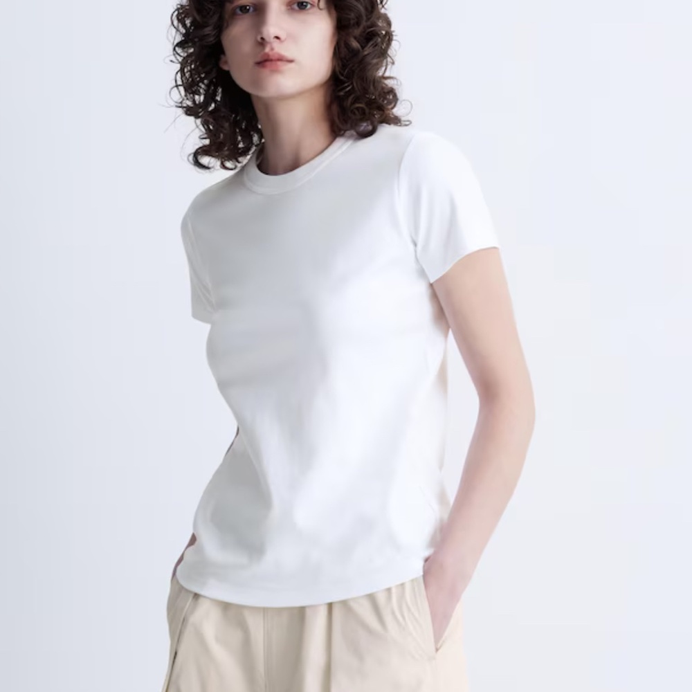 Uniqlo Crew Neck T-Shirt